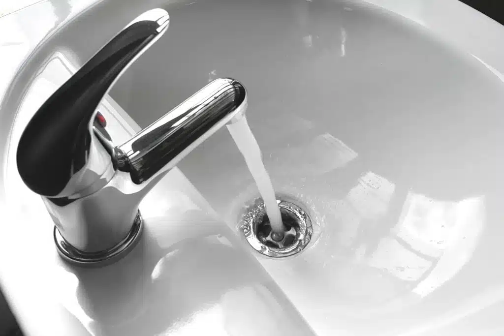 bathroom faucet running water
